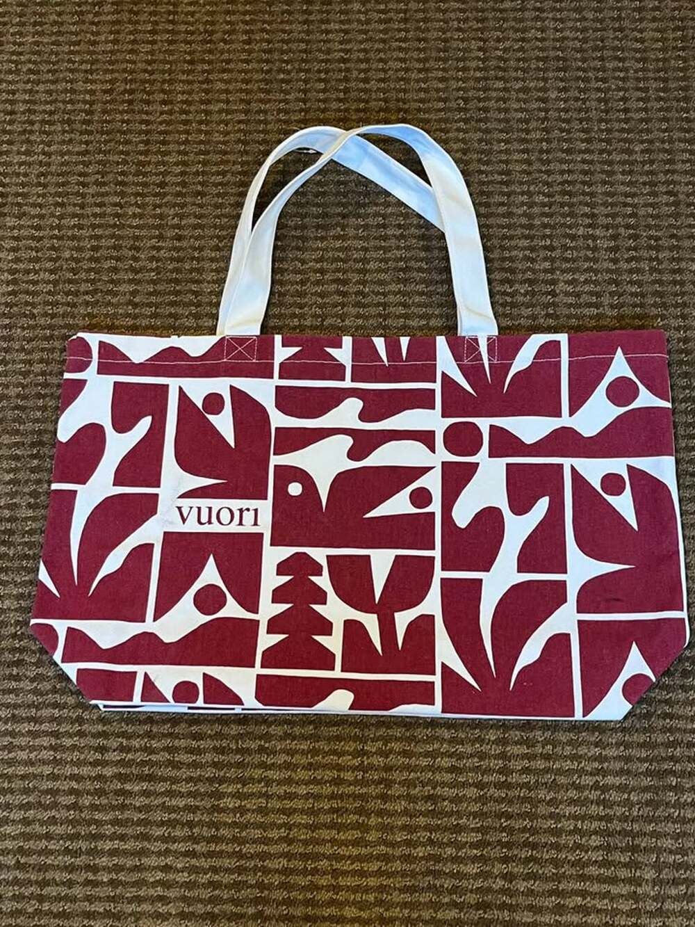 🔥❤️Vuori Limited Edition Canvas Tote. Large. Holiday. Cody Hudson. NWOT!❤️🔥